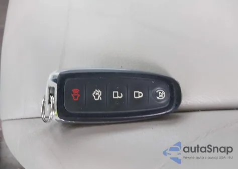 2016 Ford Escape Titanium из США, поврежденный, VIN 1FMCU0J95GUC19159